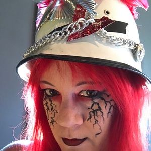 Meet your Posher, Shy